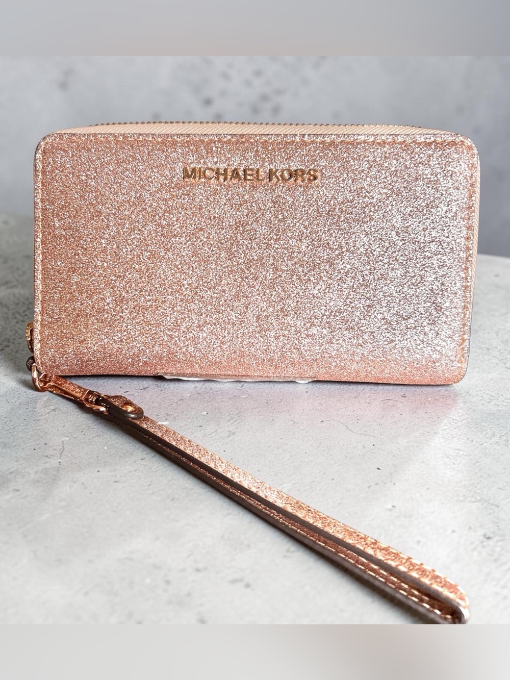 NWOT Michael Kors Rose Gold Glitter Zip-Around Wristlet